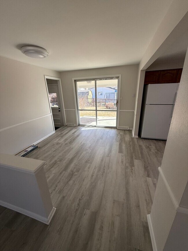 Foto del edificio - Spacious 3-bedroom ranch in quiet Arvada Neighborhood