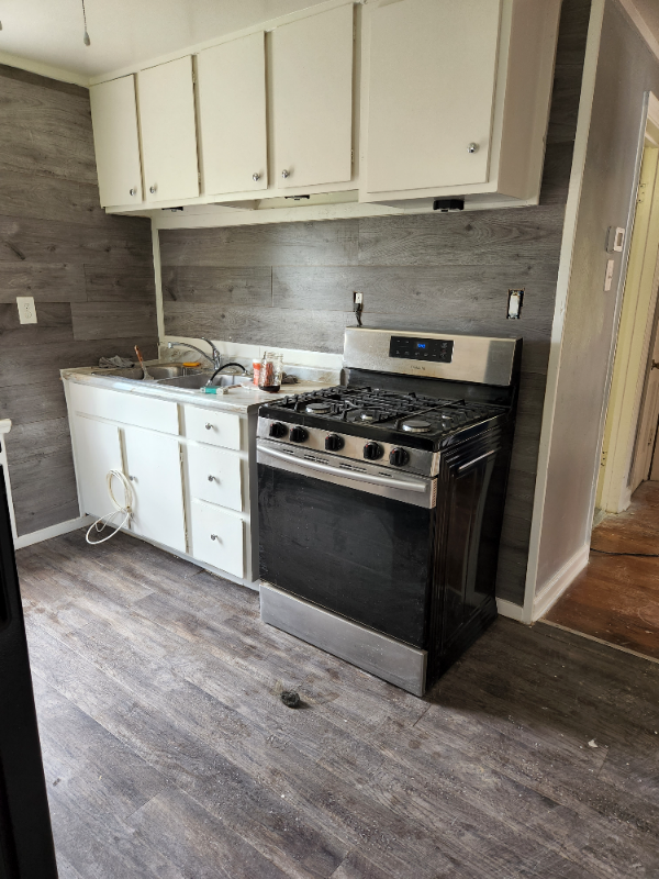 Building Photo - 4706 Roxie St