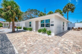 Building Photo - 1137 N Moonmist Ct