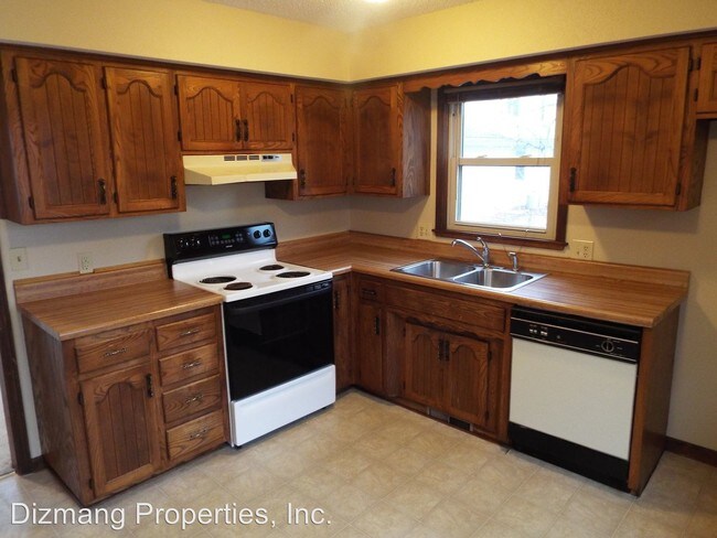 Foto del edificio - 3 br, 2 bath House - 2255 E. Battlefield Rd.