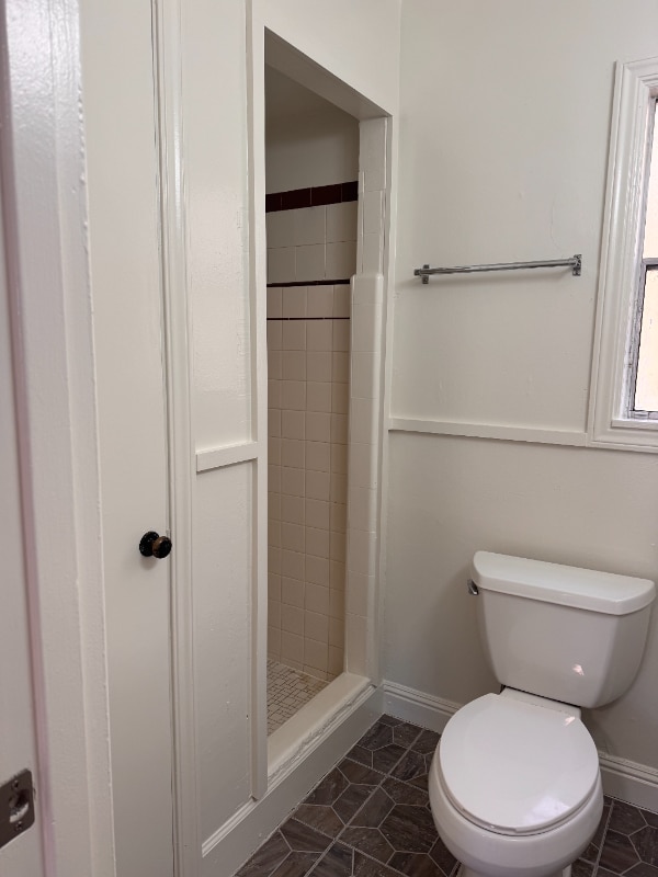 Building Photo - 210 S E St