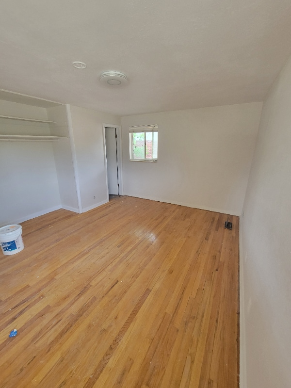 Building Photo - 1245 E Ridge Ave