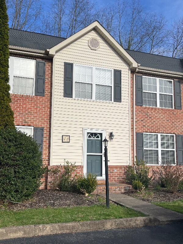 254 Booher Rd, Bristol, TN 37620 Townhome Rentals in Bristol TN