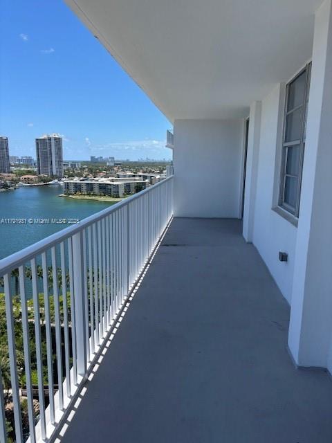 Foto del edificio - 2801 NE 183rd St