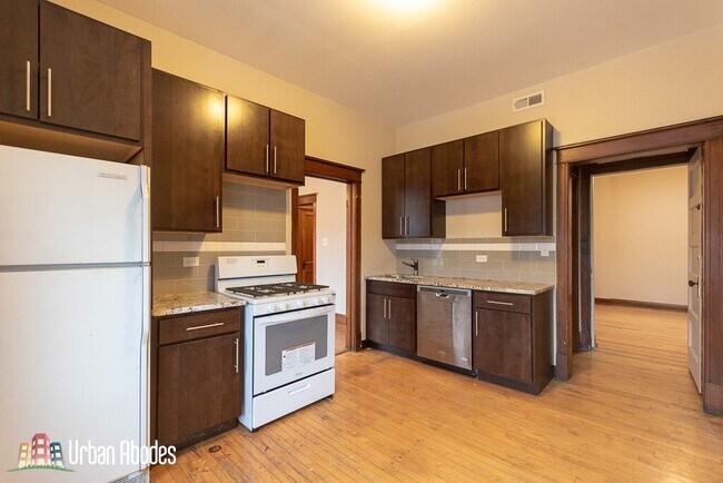 Foto del edificio - 2457 W Rice St