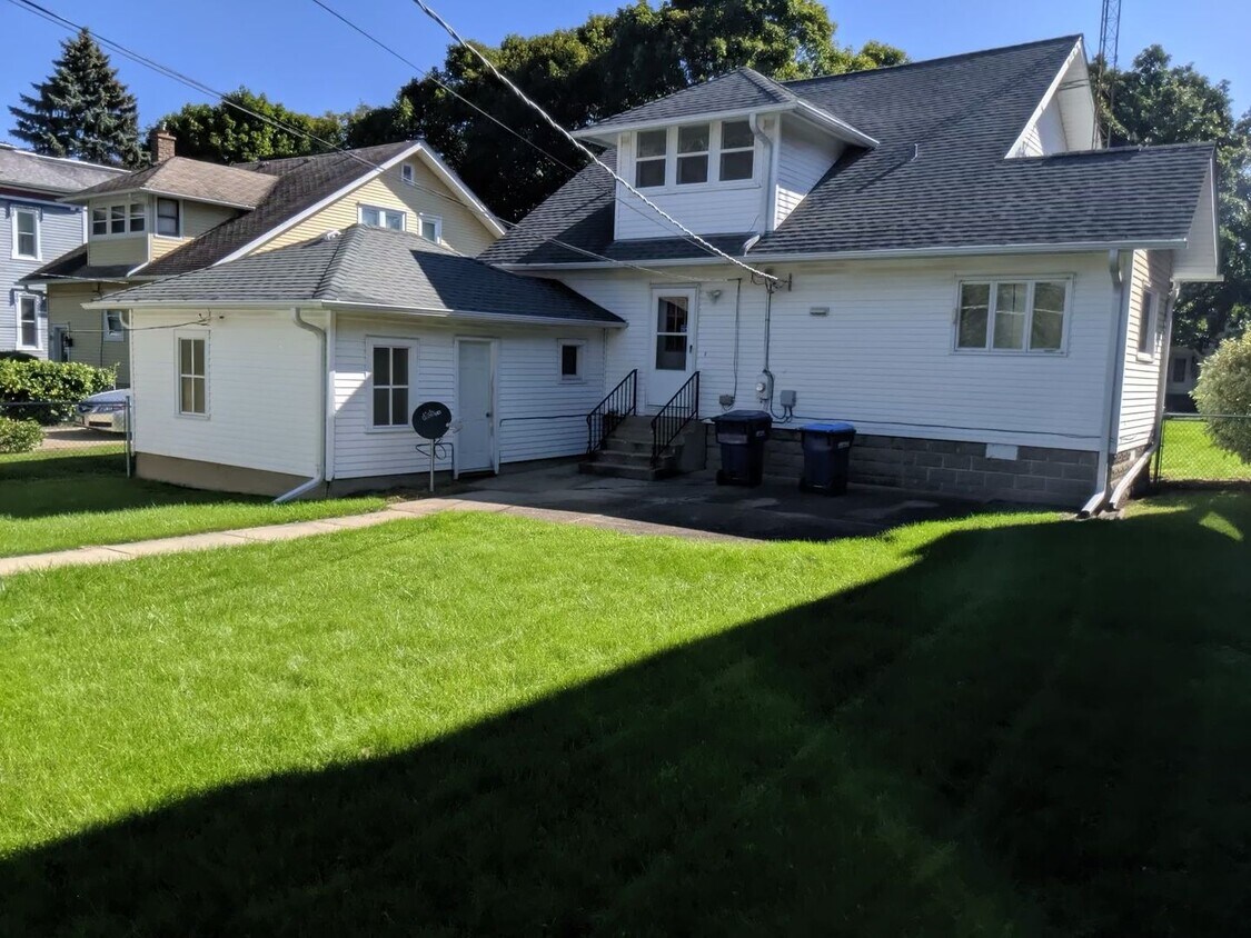 Foto del edificio - 315 S 3rd St