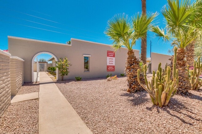 Building Photo - South Scottsdale - Two Bedroom with $0 Move in Special!