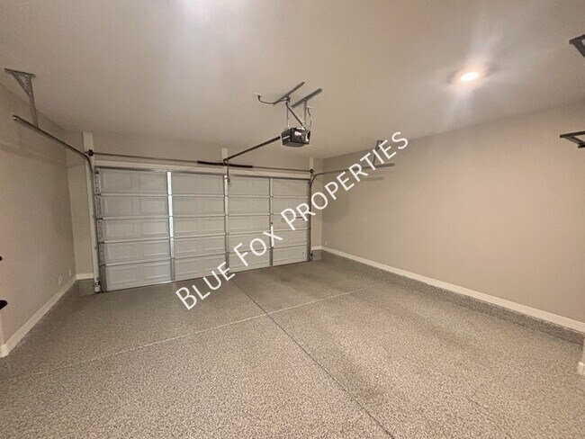 Foto del edificio - 1048 E Descent St