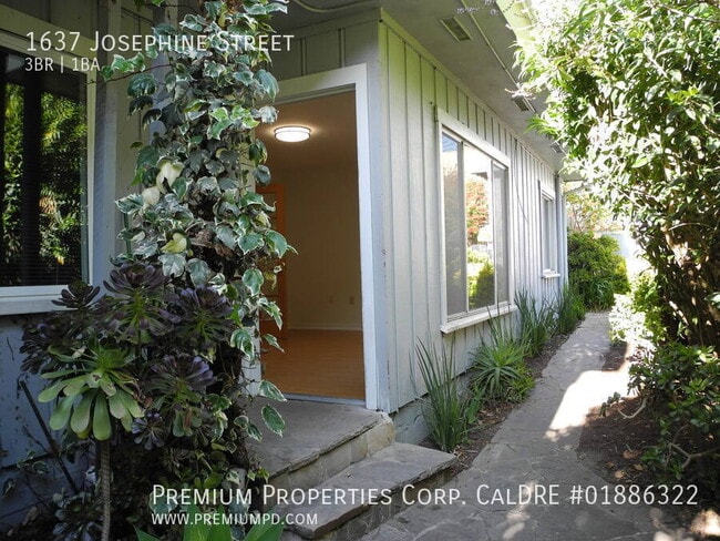 Building Photo - 1637 Josephine St