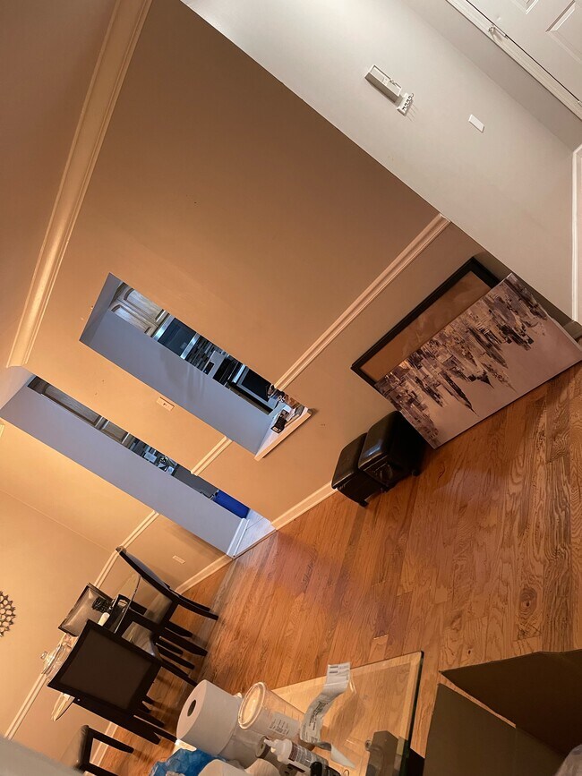 Foto del edificio - 533 Colebrook Dr