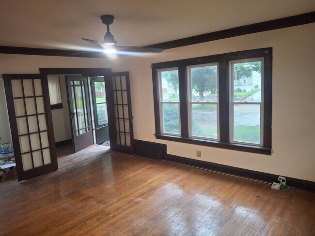 Foto del edificio - 306 N 71st St