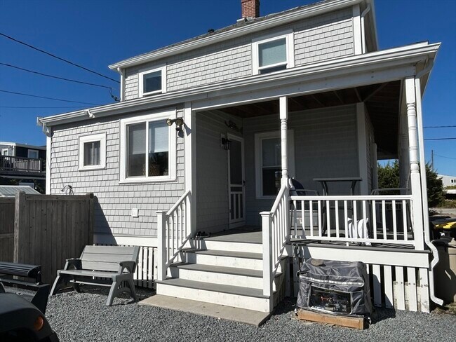 Foto del edificio - 18 Marshfield Ave