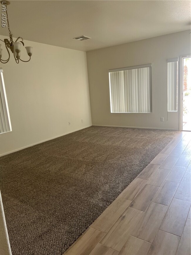 Building Photo - 6273 Highland Gardens Dr