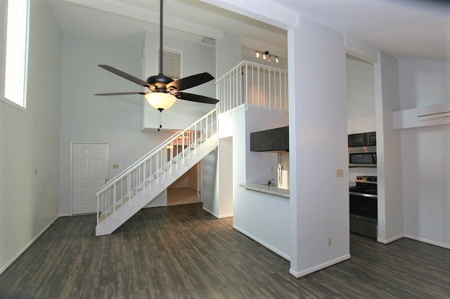 Building Photo - Tucker Property Management Townhomes