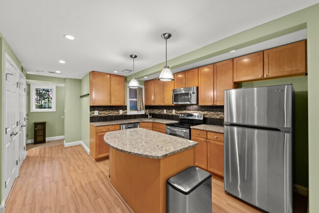 Foto del edificio - 2331 1st St NW