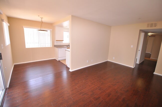 Foto del edificio - 5002 Tujunga Ave