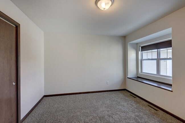 Building Photo - 4905 Annabelle Ct