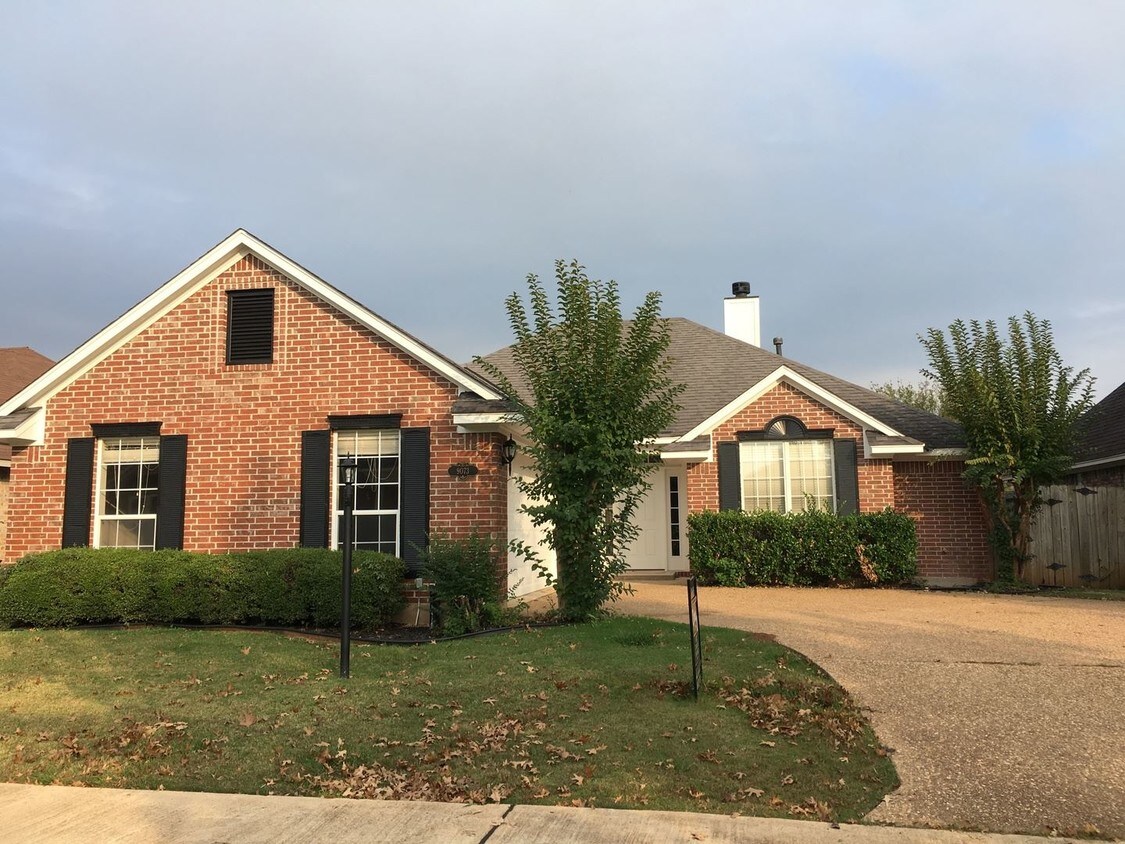 9073 Campfire Dr, Shreveport, LA 71115 House Rental in Shreveport, LA