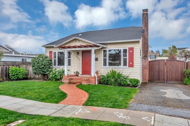 Building Photo - 957 Chula Vista Ave