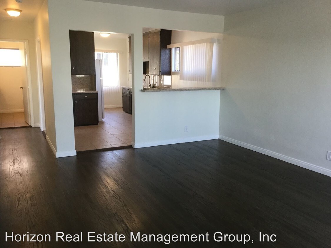 10643 Crenshaw Blvd, Inglewood, CA 90303 Room for Rent in Inglewood