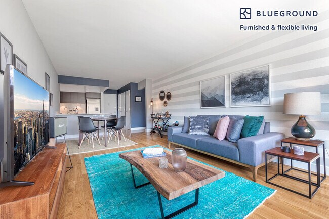 Building Photo - 360 E 65th St