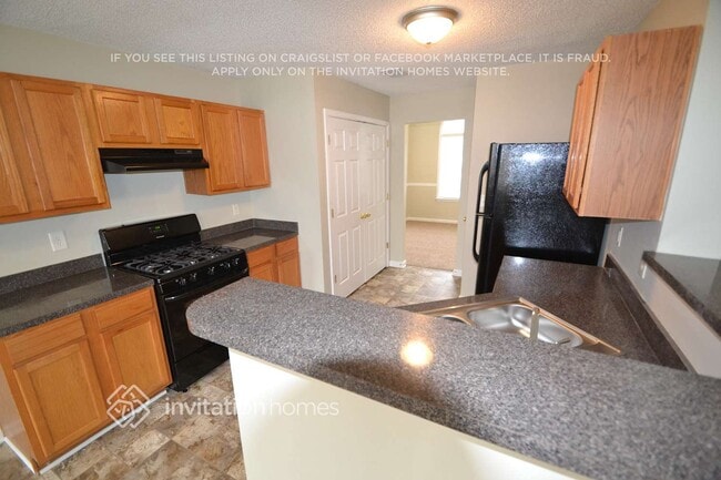 Building Photo - 2055 Registry Ct