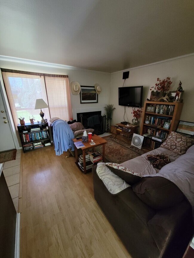Foto del edificio - College Station - 2 bedroom /1.5 bath Cond...