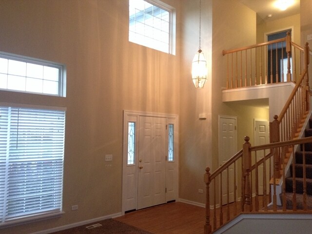 Building Photo - 16458 Coventry Ln