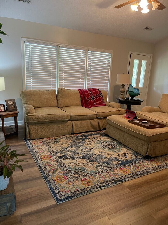 Building Photo - Cozy Ranch in Newnan