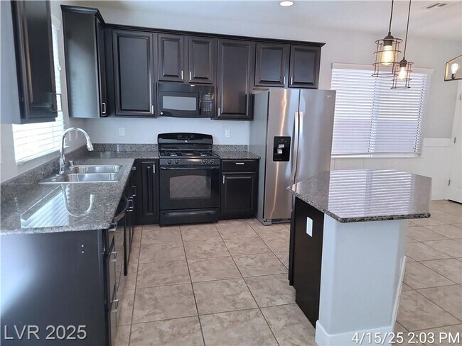 Building Photo - PROVIDENCE 2-STORY 3 BED, 2.5 BATH HOME NO...