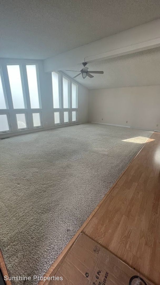 Building Photo - 2 br, 2 bath House - 273 Rock River Dr.