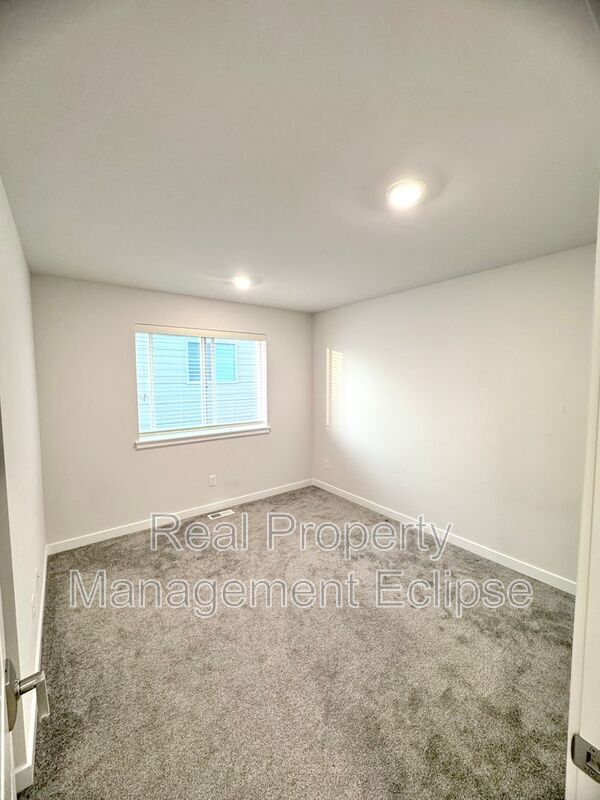Foto del edificio - 8309 31st Pl NE