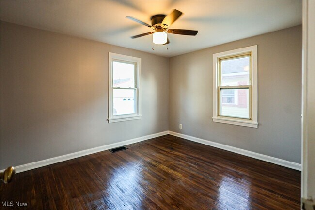 Foto del edificio - 1130 Ardmore Ave SW