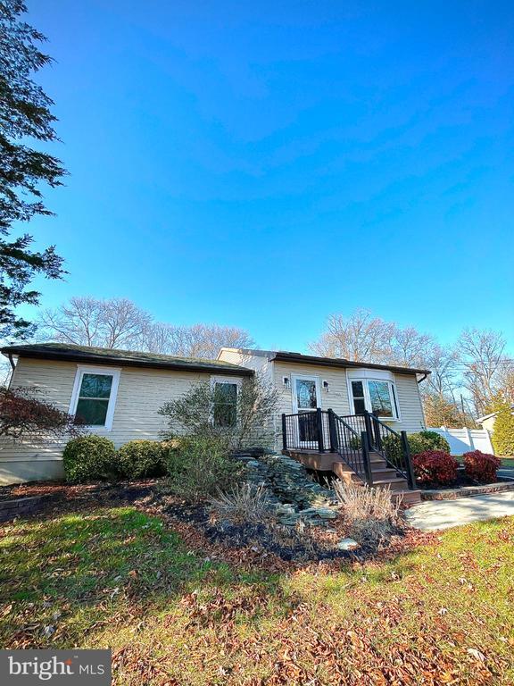 Foto del edificio - 2883 Williamstown Rd