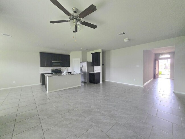 Foto del edificio - 18315 Pin Oak Lake Dr