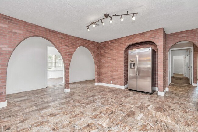 Foto del edificio - 602 Everett St