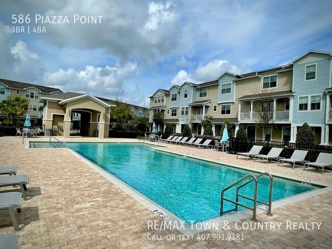 Building Photo - 586 Piazza Point