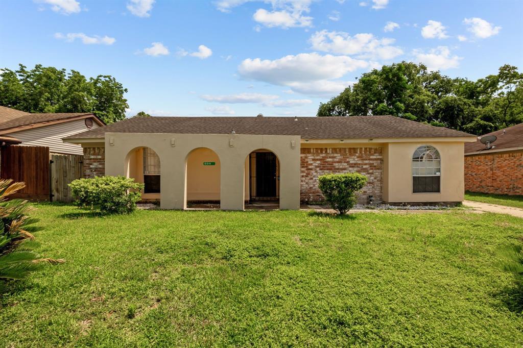 Foto principal - 6619 Indian Lake Dr