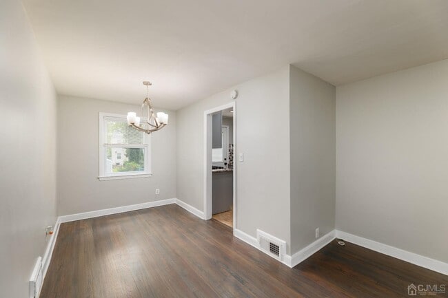 Building Photo - 947 Amboy Ave