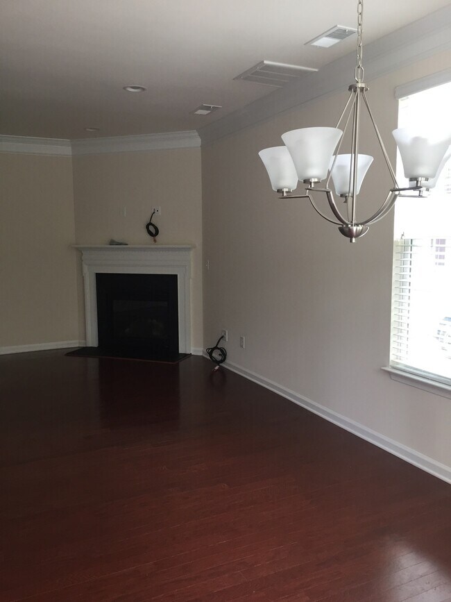 Foto del edificio - Brand New Townhome in Cardinal Creek