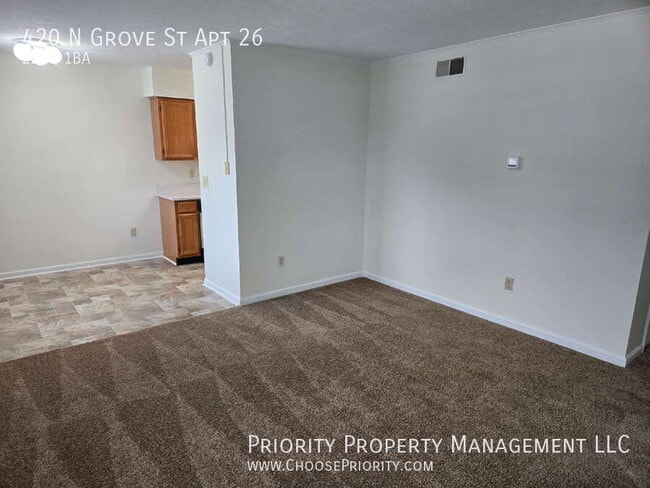 Building Photo - 420 N Grove St