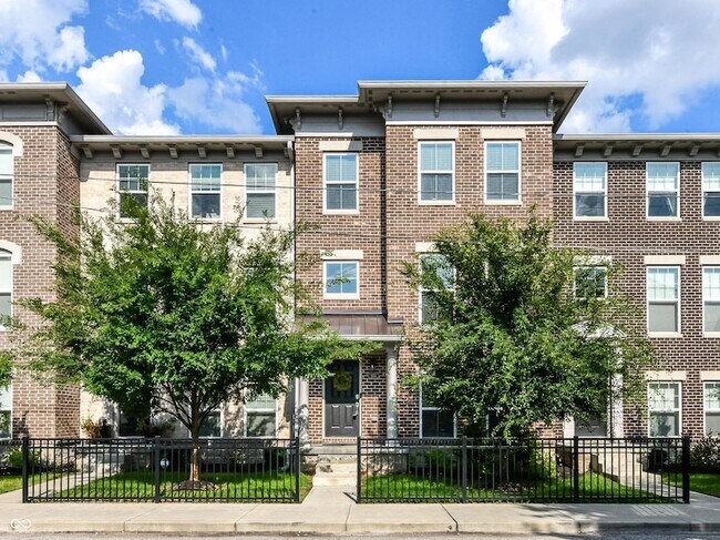 Foto del edificio - 1559 Bellefontaine St