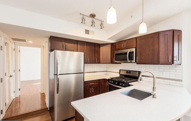 Building Photo - 4215 Manayunk Ave