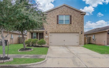 Building Photo - 8218 Hall View Dr