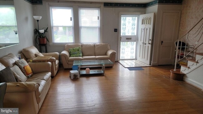 Photo - 6024 Reach St Townhome