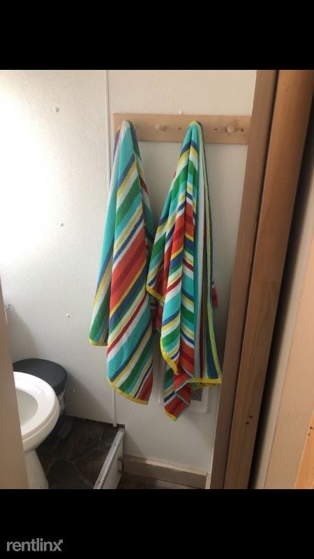 Foto del edificio - 1 br, 1 bath Apartment - 621 E 11th Ave