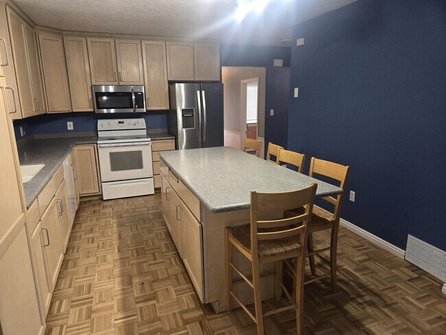 Foto del edificio - 3703 S 2000 E