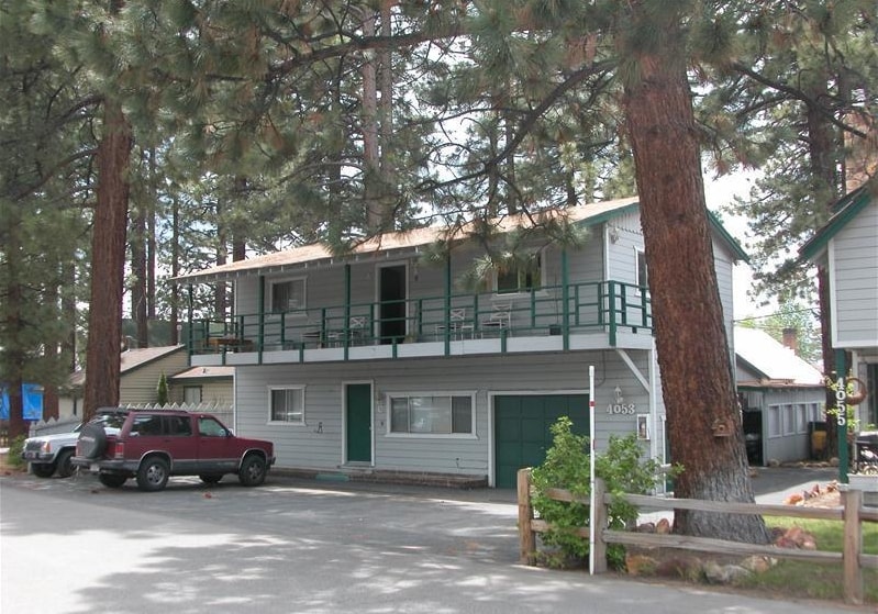 Building Photo - 4055 Azure Ave