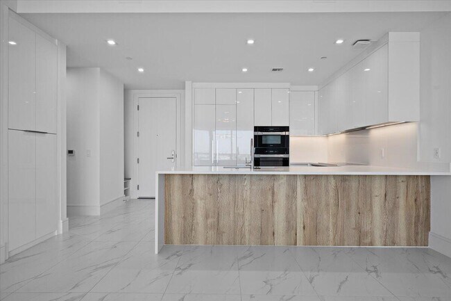 Foto del edificio - 220 Lake Shore Dr