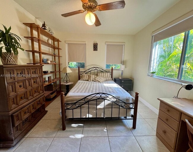 Building Photo - 1211 100th St